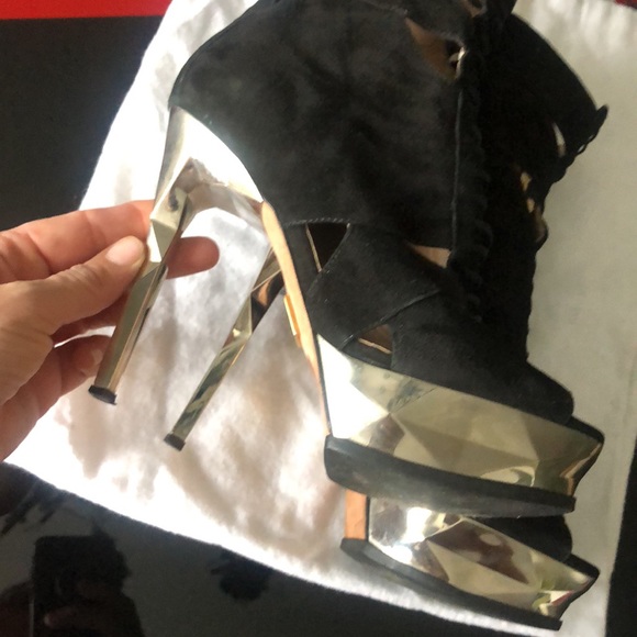 Herve Leger open toe booties, size 7.5 - Picture 8 of 12